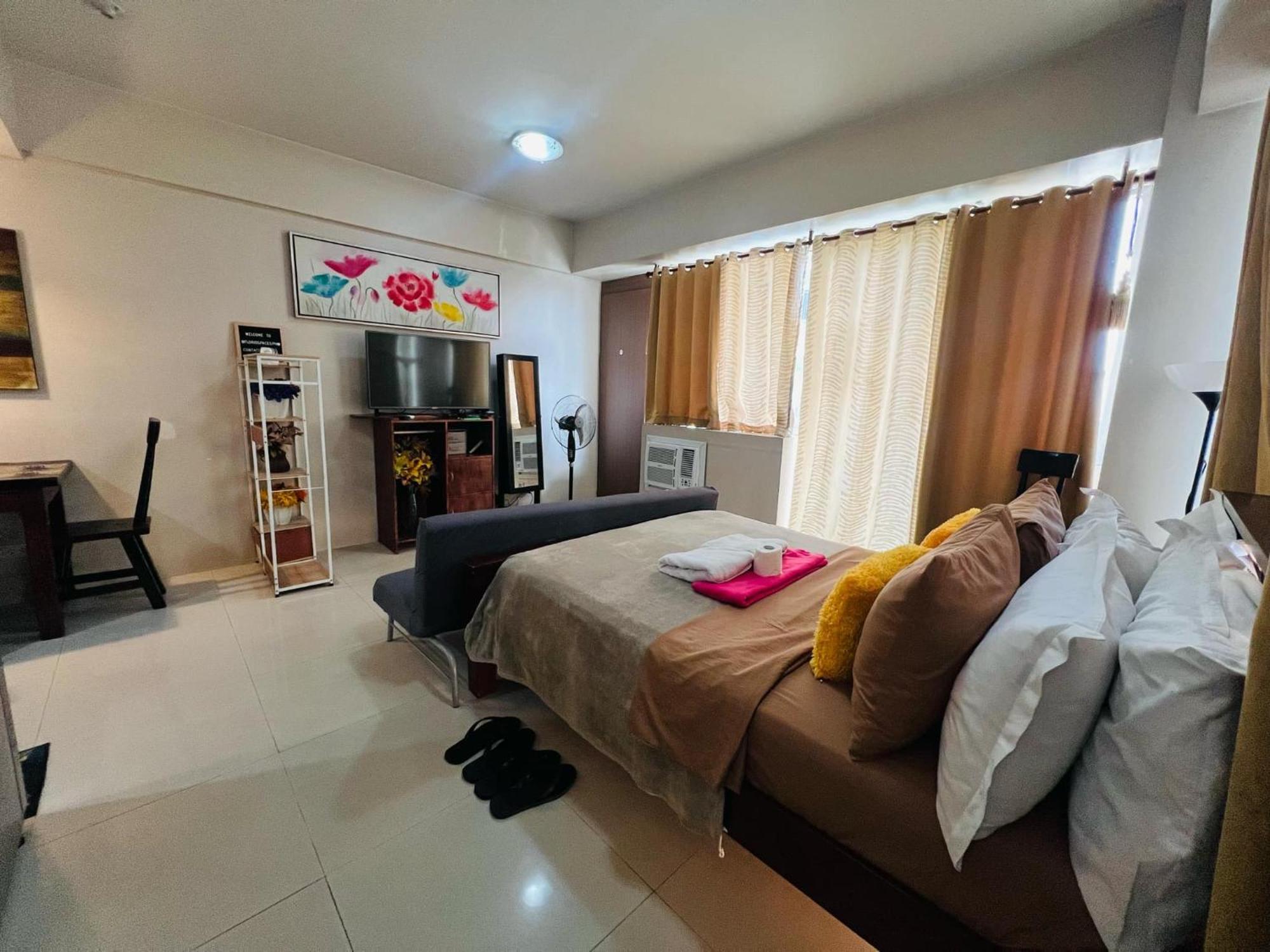 One Palm Tree Villas Condominium - Studio 7Th Fl With Balcony - Across Terminal 3 Airport Pasay Exteriér fotografie