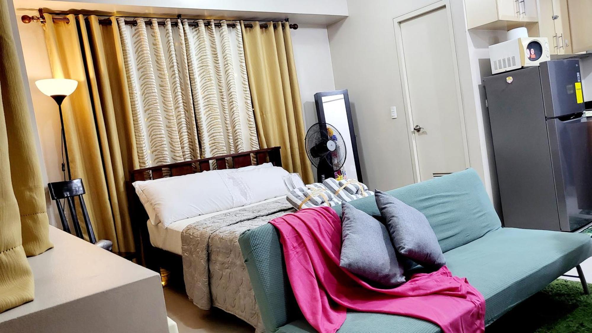 One Palm Tree Villas Condominium - Studio 7Th Fl With Balcony - Across Terminal 3 Airport Pasay Exteriér fotografie